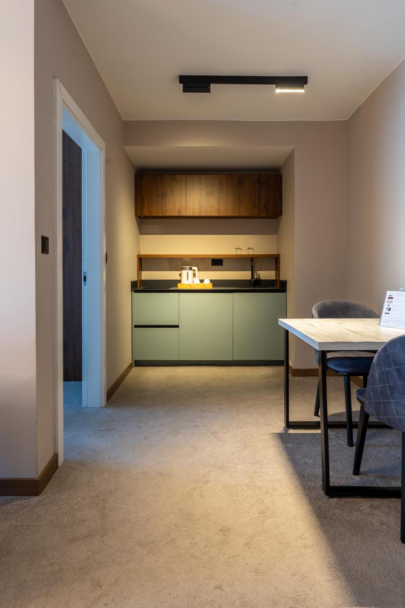 פרישטינה Downtown Apartments מראה חיצוני תמונה