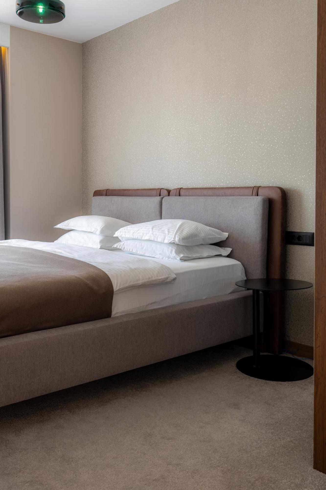 פרישטינה Downtown Apartments מראה חיצוני תמונה